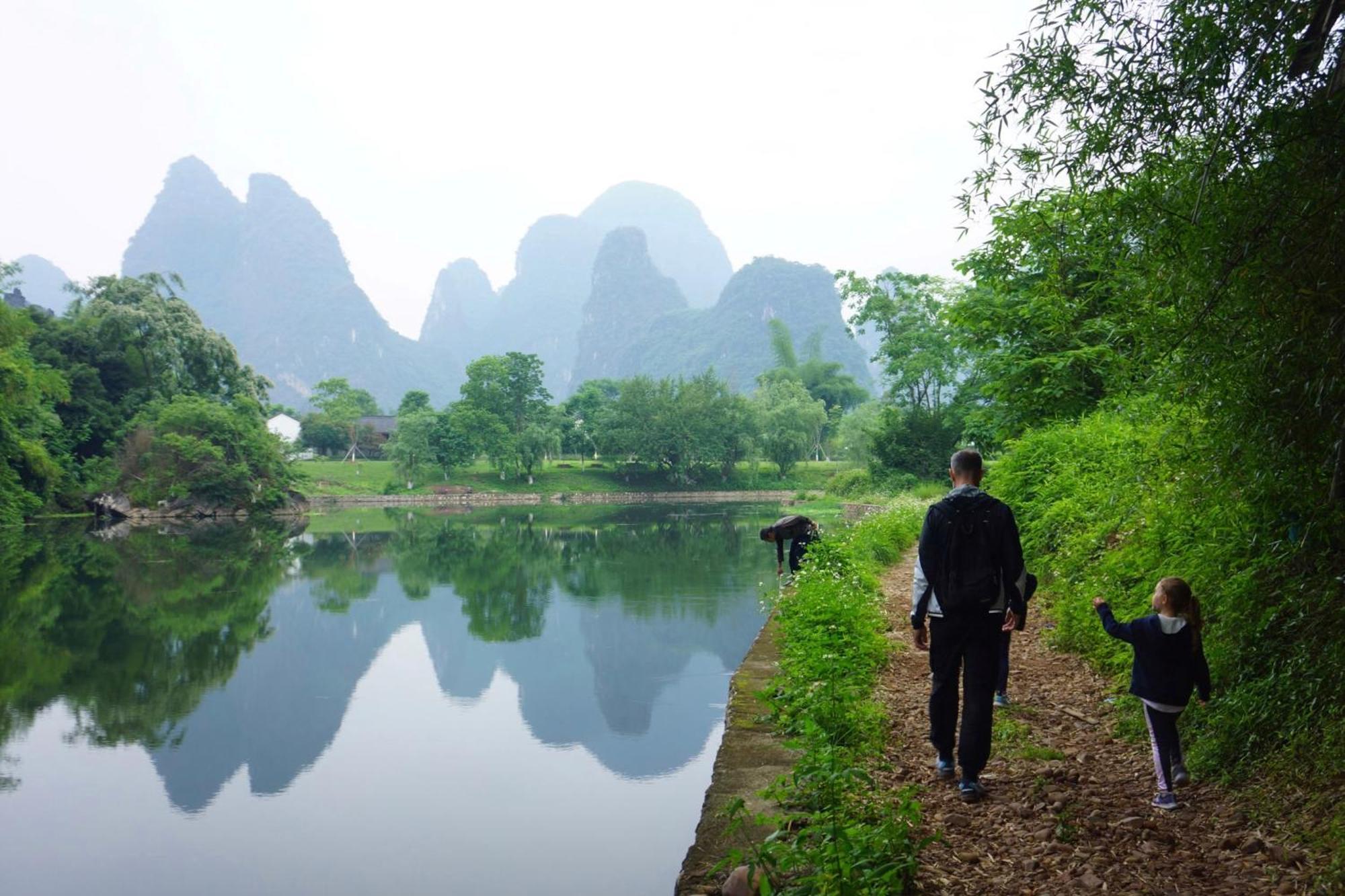 Moondance Boutique Resort Yangshuo Extérieur photo