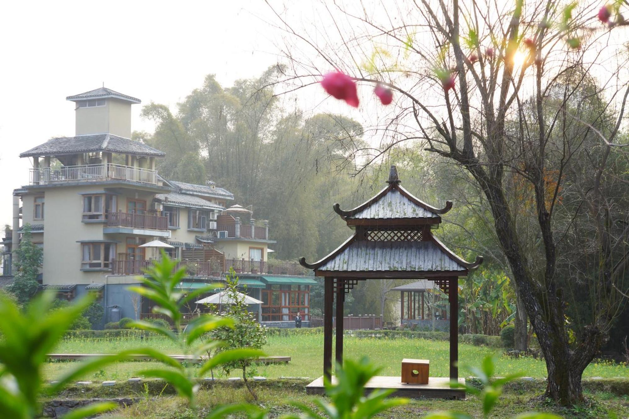 Moondance Boutique Resort Yangshuo Extérieur photo