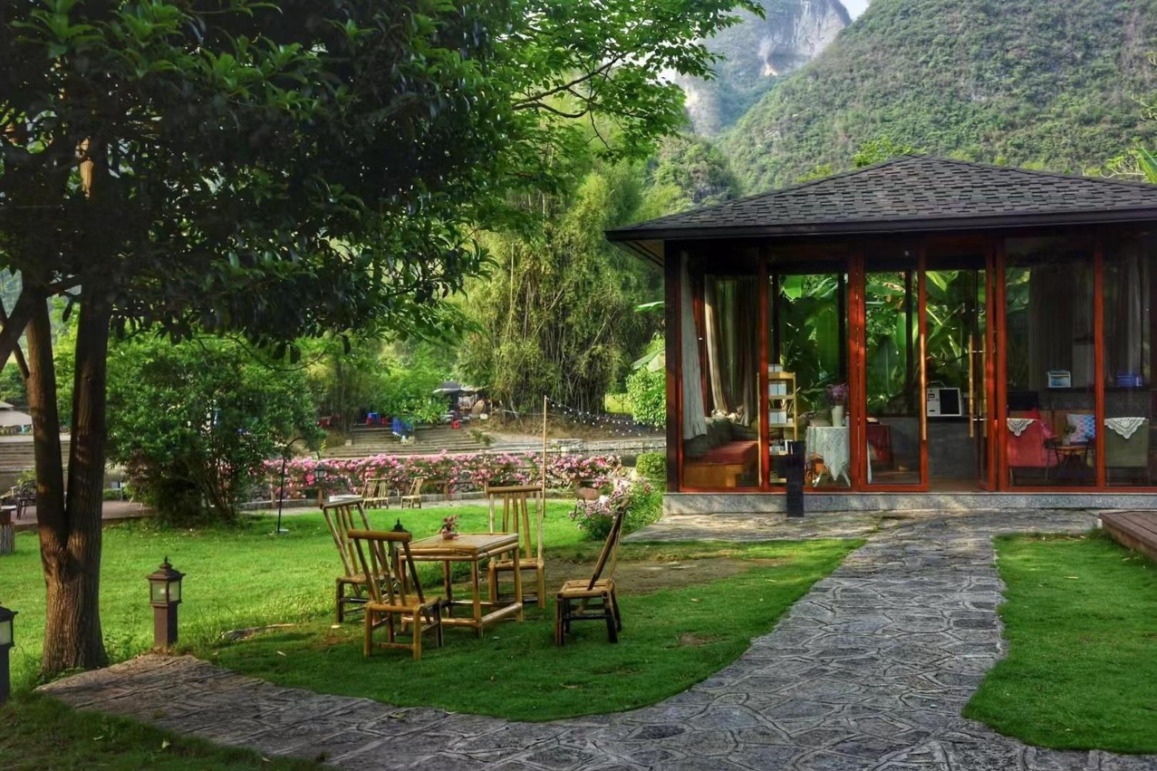 Moondance Boutique Resort Yangshuo Extérieur photo